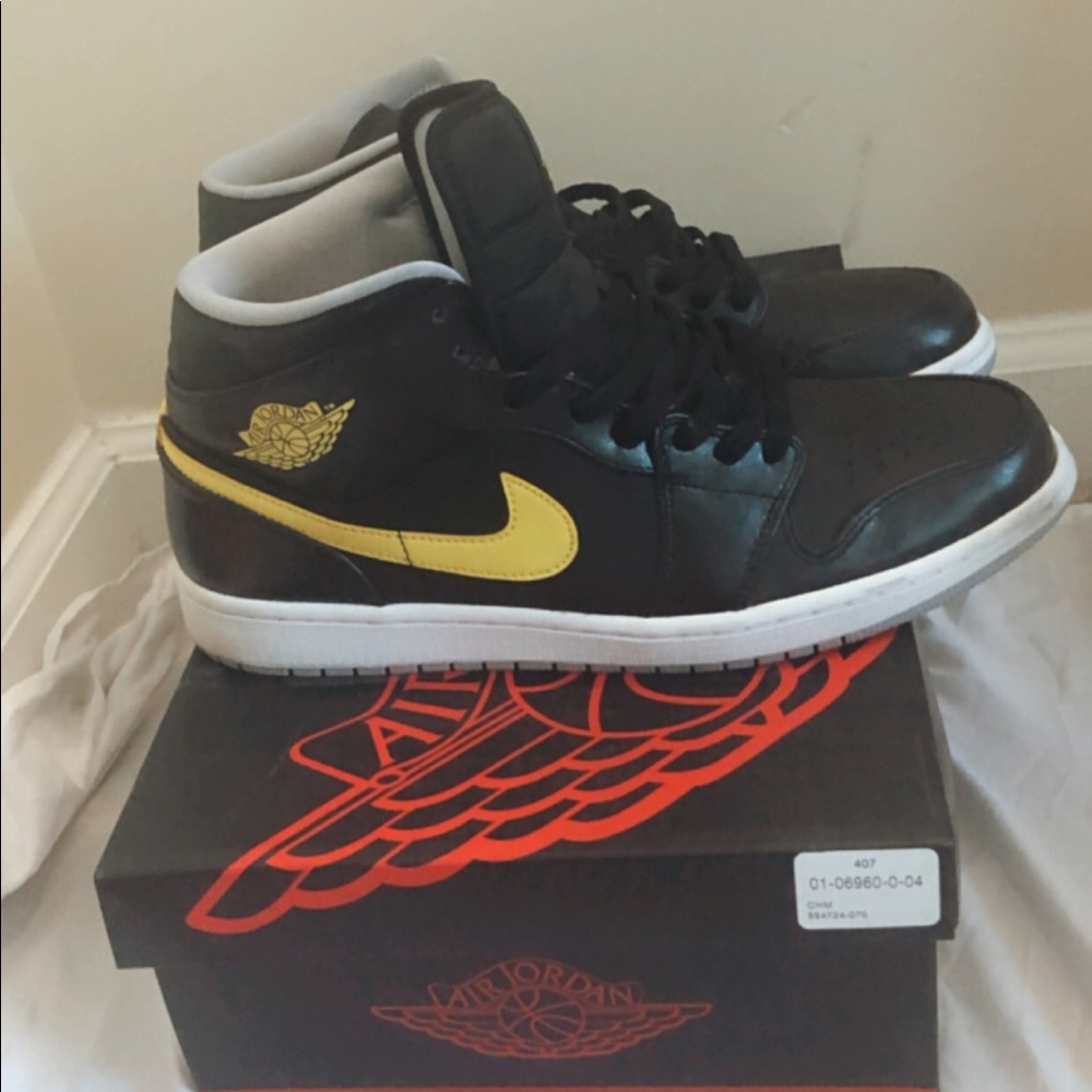 Air Jordan 1